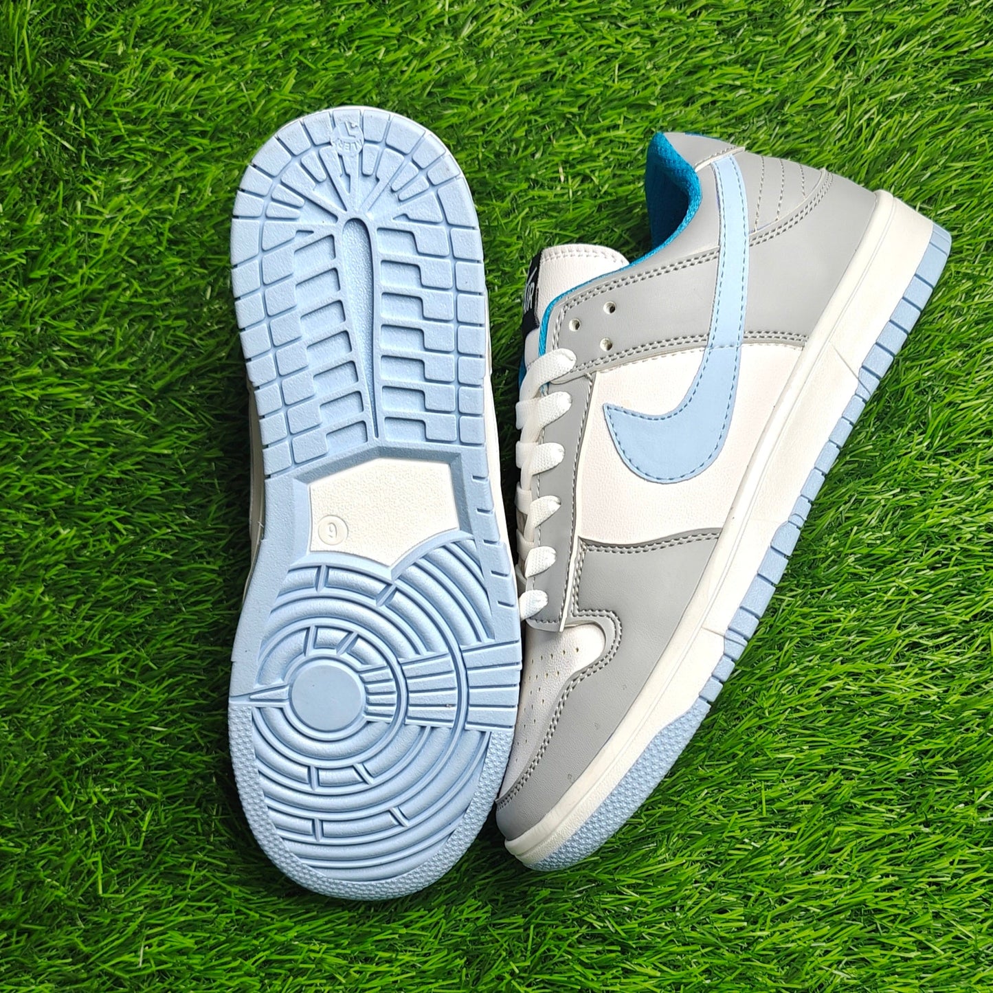 Dunk Grey Sky