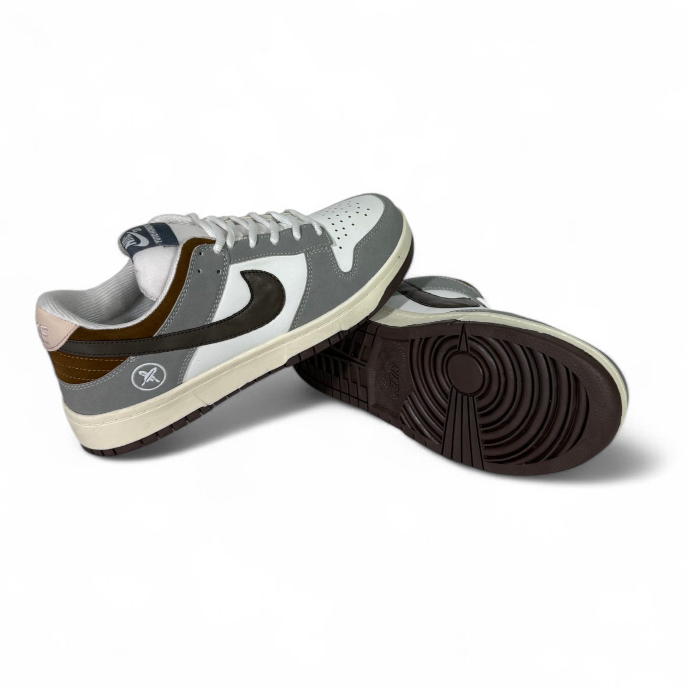 Dunk Low Yuto Grey Wolf