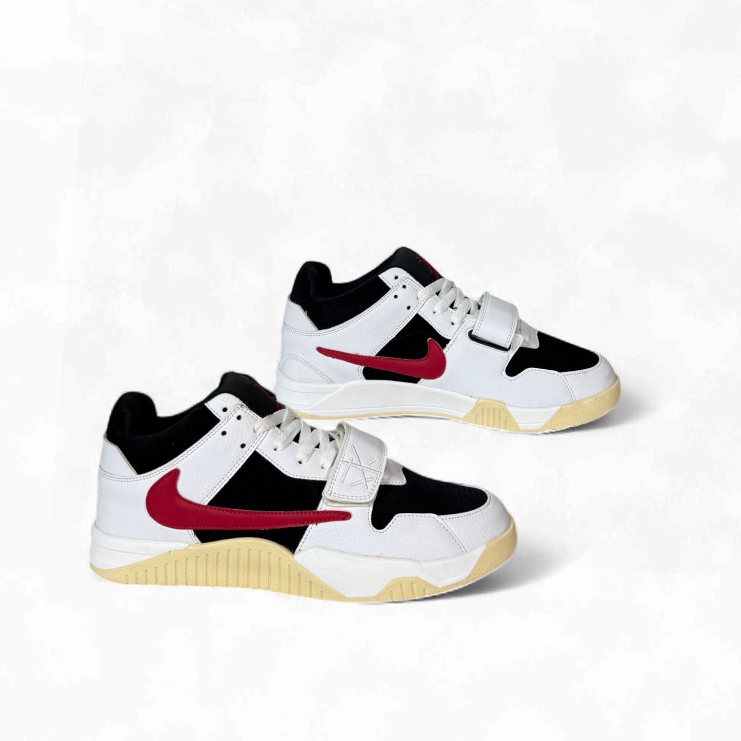 Jak White Black Red